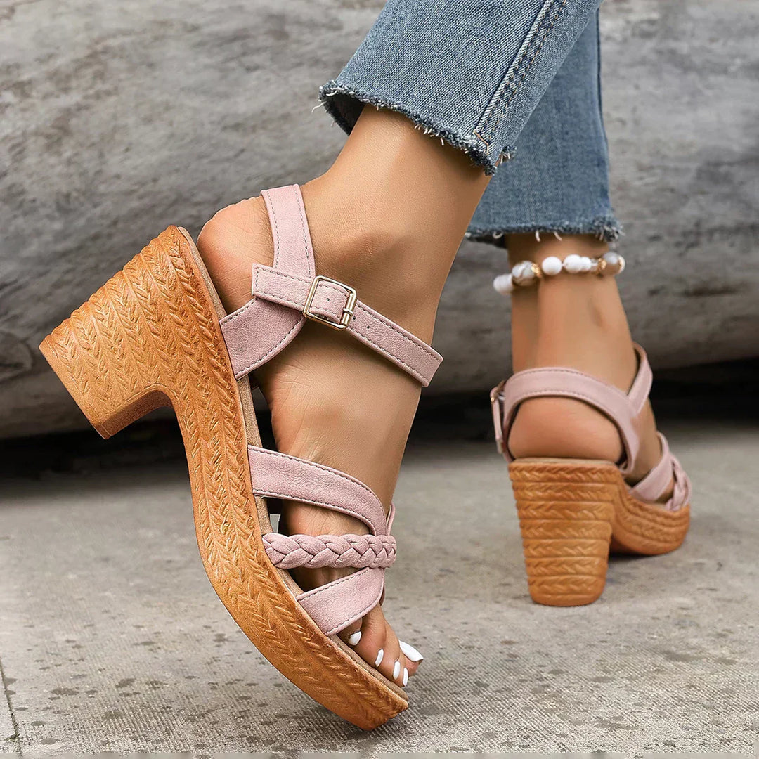 Gabrielle - Comfortable Sandals